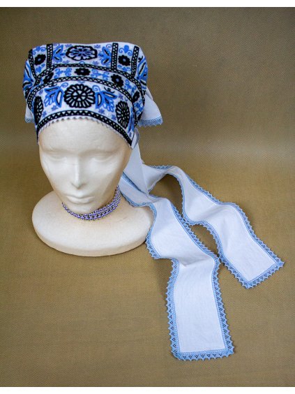 Kápka detvianska – ručne vyšívaná 2