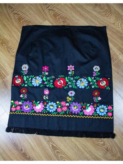 Mužská ručne vyšívaná zástera