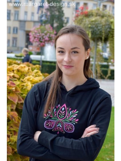 Vyšívaná mikina s kapucňou - Ružová