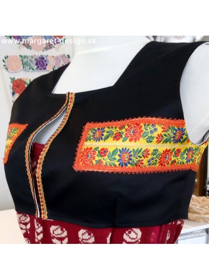 Čierny ženský brusliak - Detva