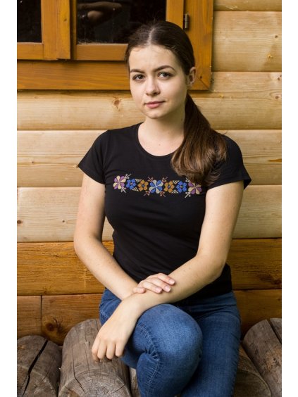 Dámske vyšívané tričko - Ábelová