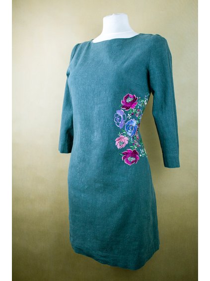 Dámske ľanové zelené šaty - strojová výšivka