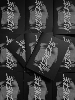 👁️ Páté čislo zinu Mazinerie je konečně venku! ~zine, 2026, 190x250 mm, ofsetový tisk, recyklovaný papír, 80 stran, 250...