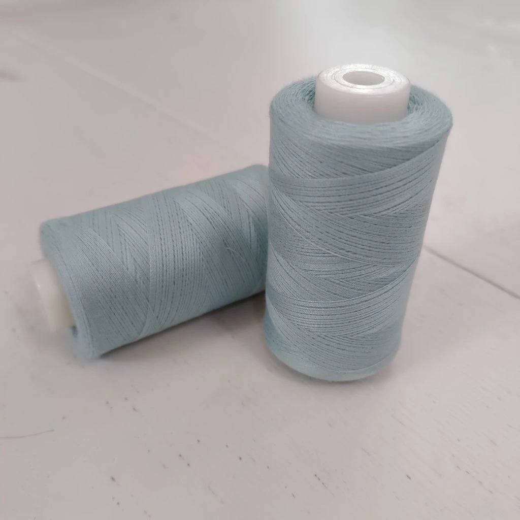 Polyesterová nit ASSOS- sv.modrá 1000 m