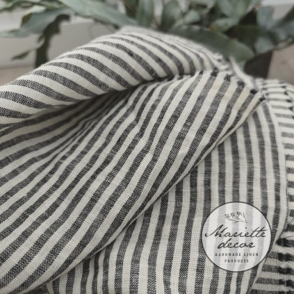 vzorek 8x3,5cm...100% len BLACK AND WHITE stripes(STONEWASHED) 160g/m2....č.44