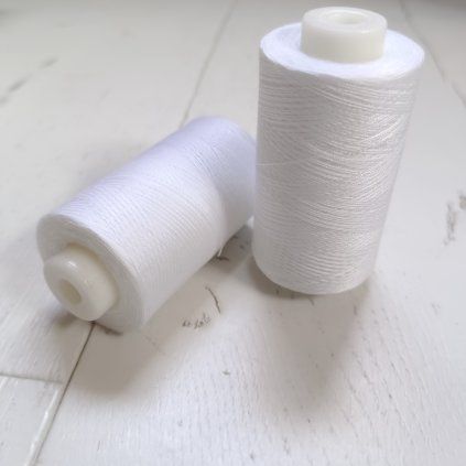 Polyesterová nit ASSOS- bílá 1000 m