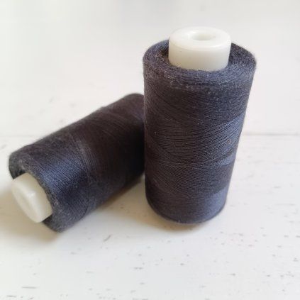 Polyesterová nit ASSOS- šedočerná 1000 m