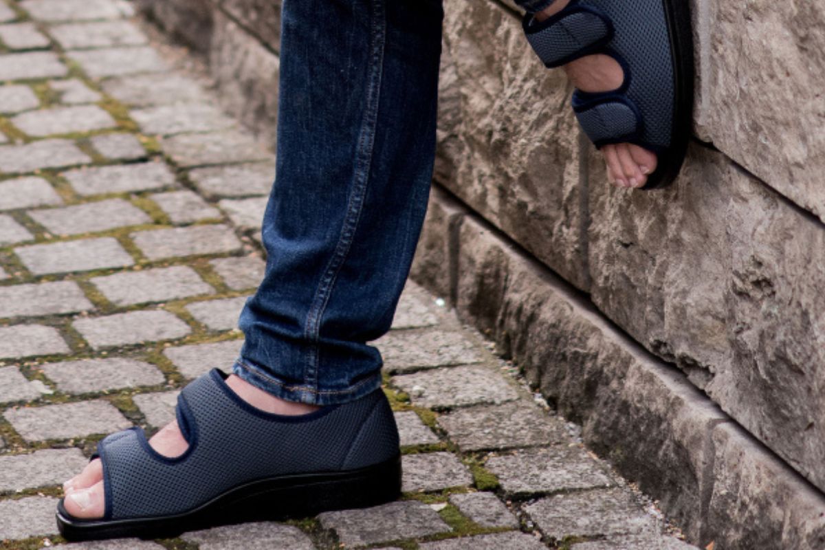 Různá velikost levé a pravé nohy