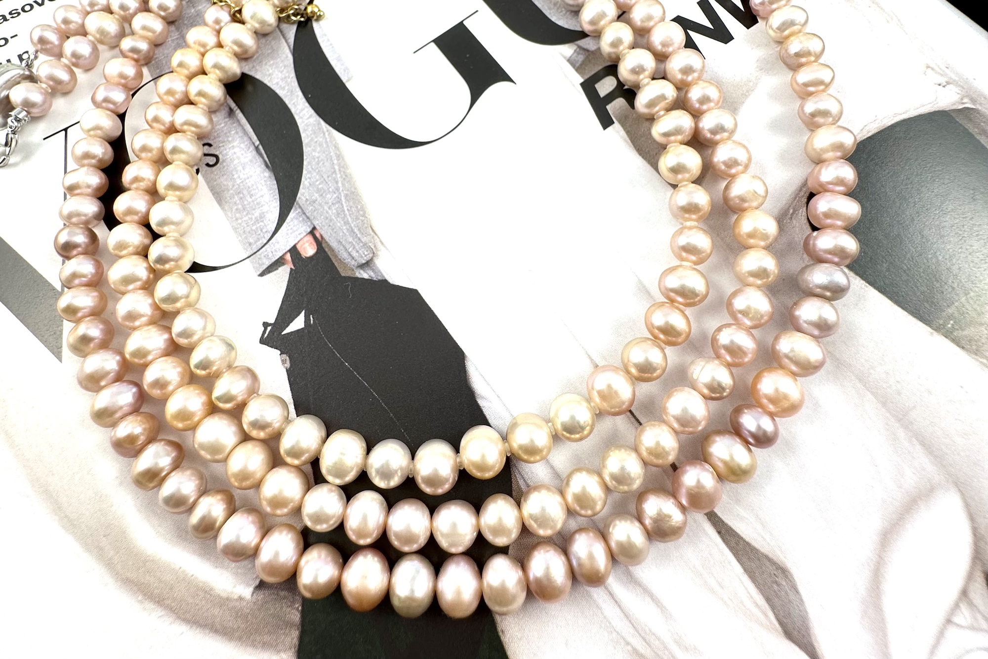 Perly a jejich barvy: Jak vybrat tu pravou podle vaší osobnosti