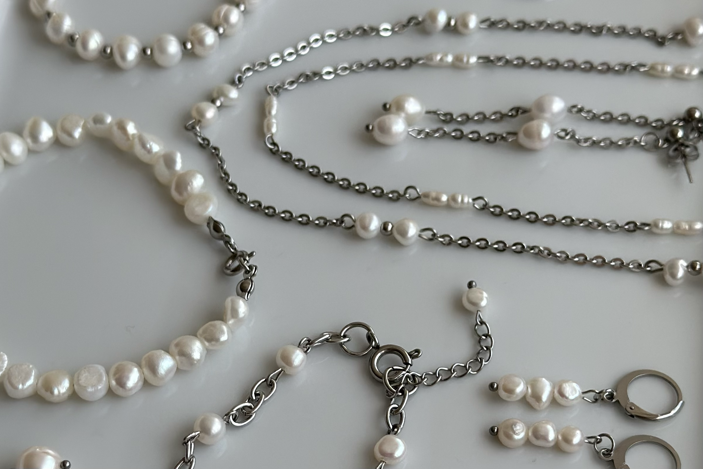 Proč zvolit šperk z chirurgické oceli?