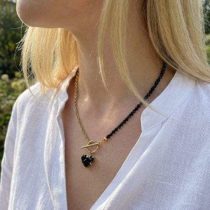 Náhrdelník s černým spinelem a srdcem