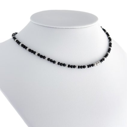 Náhrdelník choker se spinelem