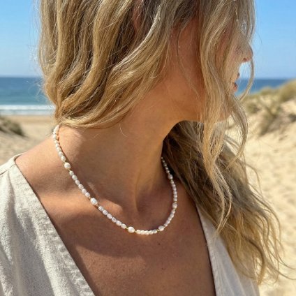 Náhrdelník choker říčními perlami Ava