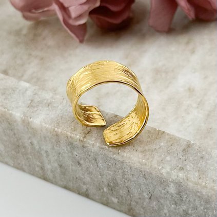 Prsten z chirurgické oceli Borgo zlatý