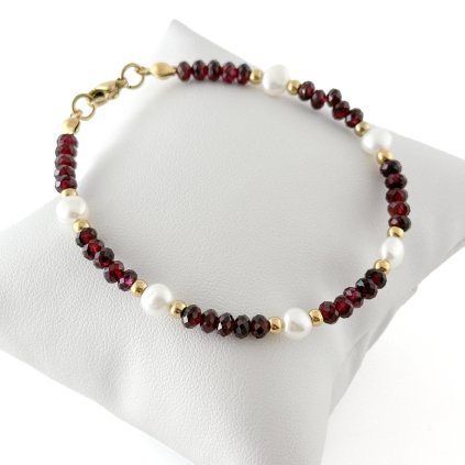 Náramek s říčními perlami a granátem Rina