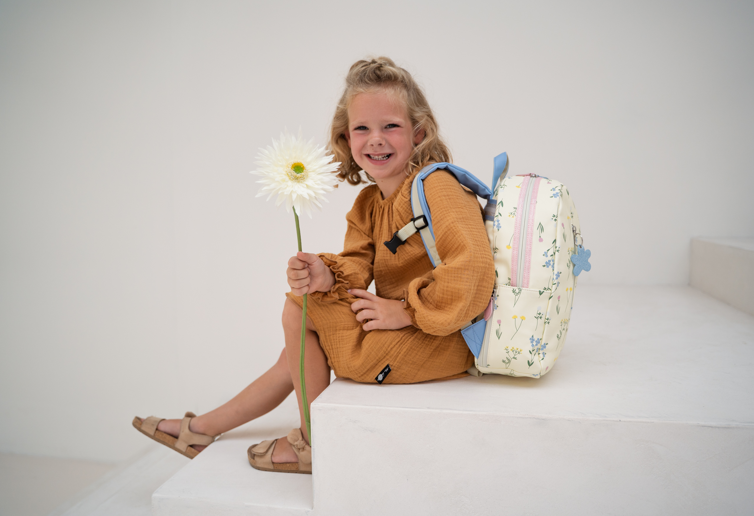 Dětský batoh Zebra Trends Saar 9 L - Flower (obrázek 8)