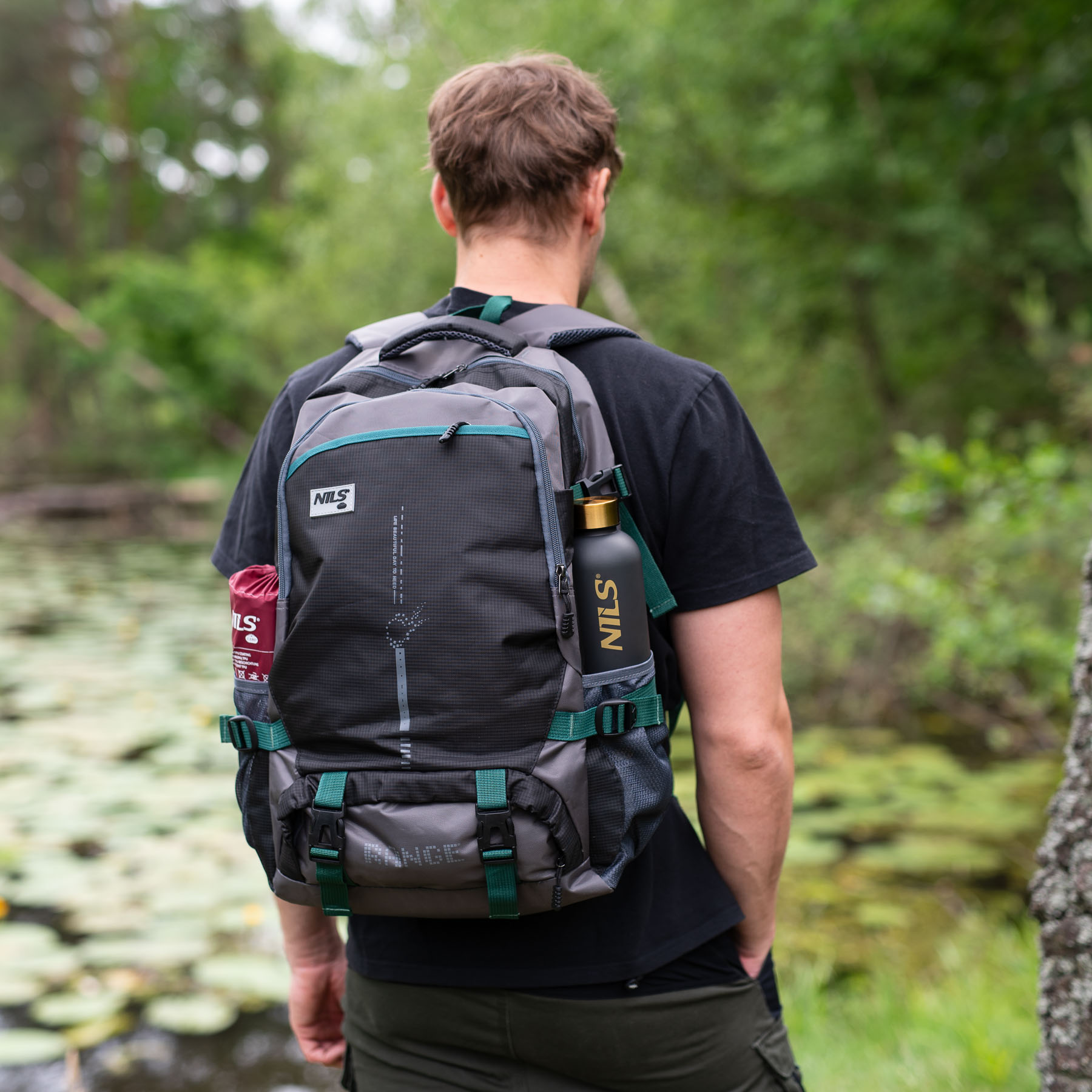 Turistický batoh NC1736 Nils Range 45 L - černý (obrázek 11)