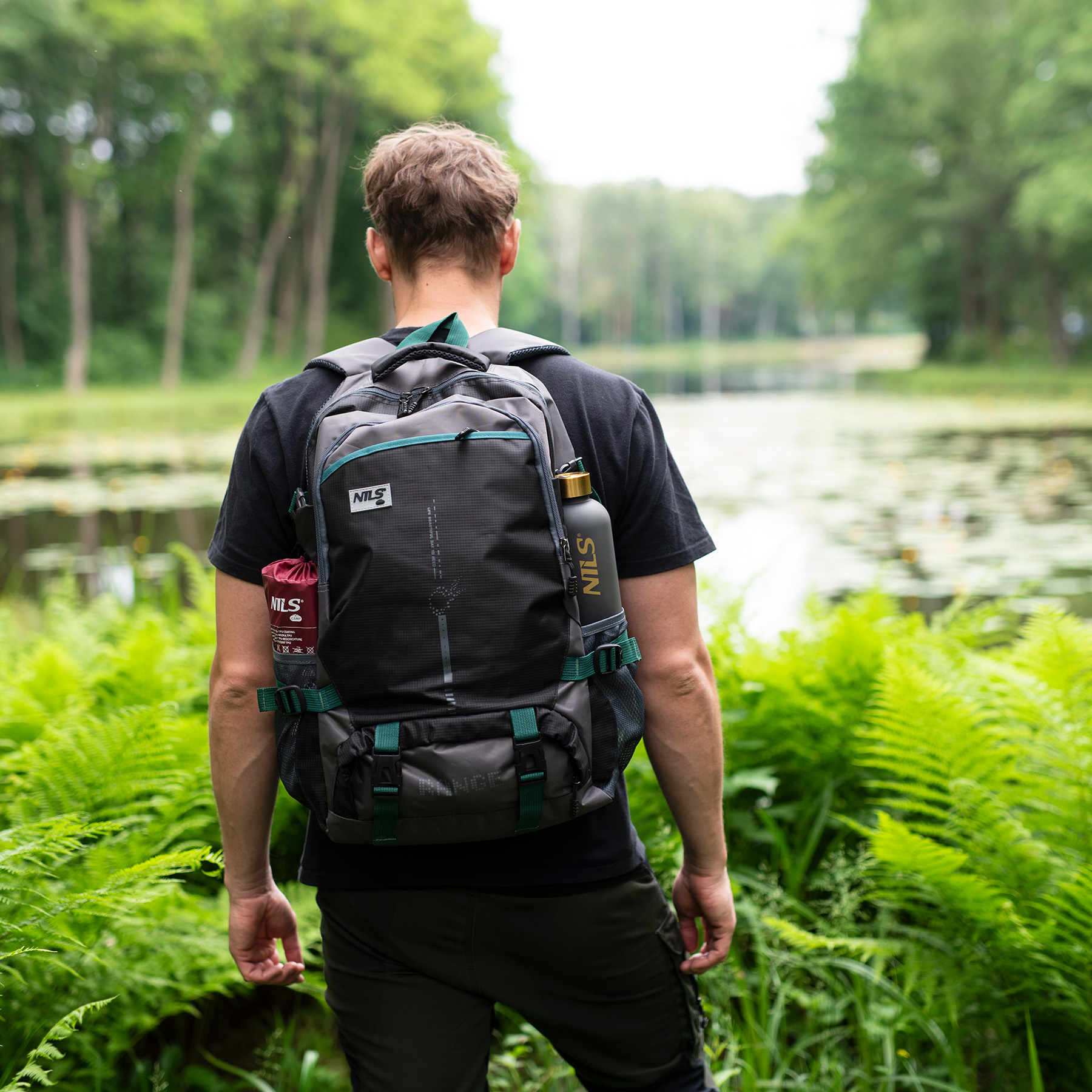Turistický batoh NC1736 Nils Range 45 L - černý (obrázek 9)