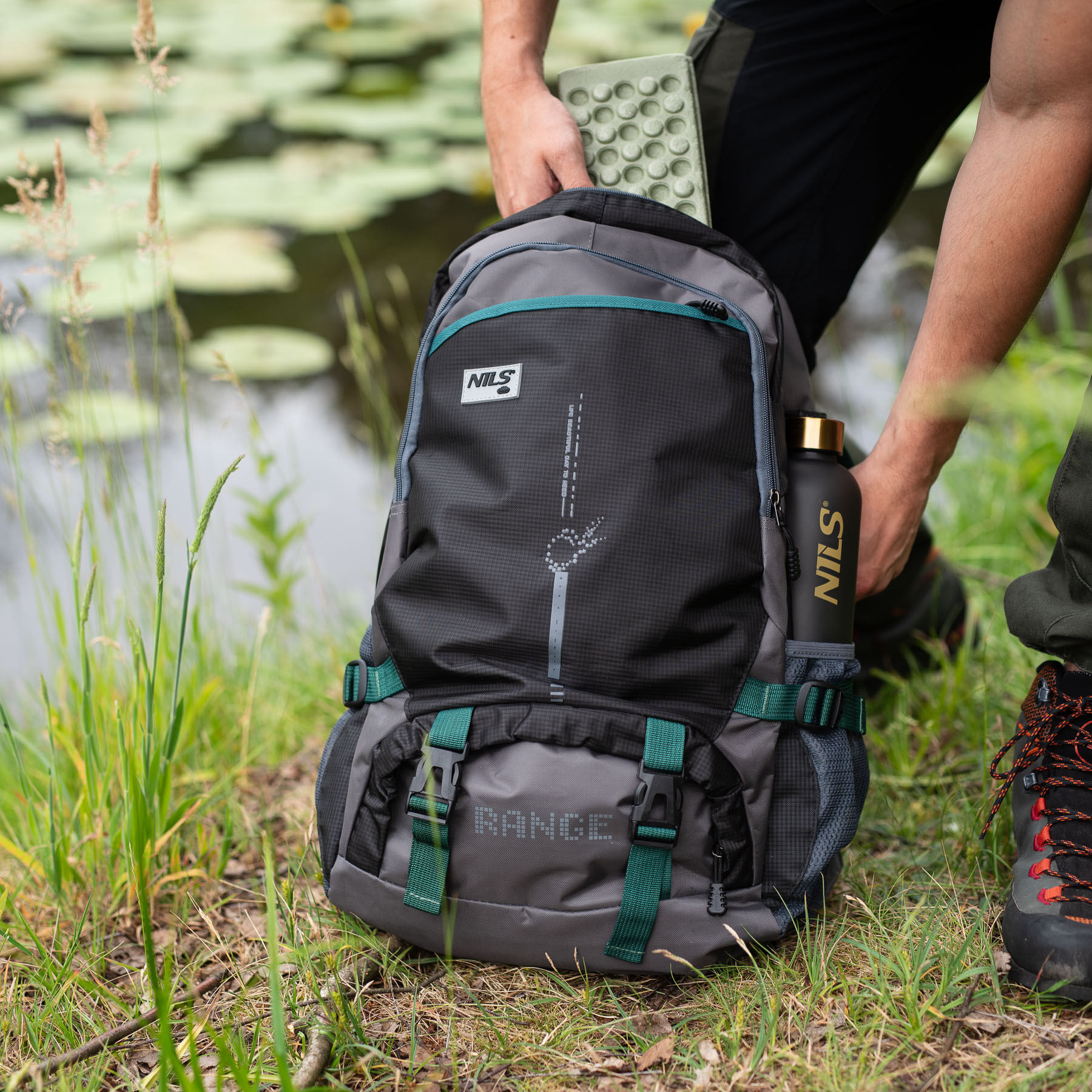 Turistický batoh NC1736 Nils Range 45 L - černý (obrázek 10)