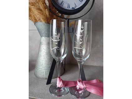 Skleničky se jmény