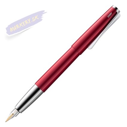 studio piano red vp open