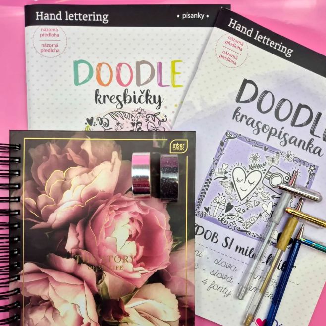 🎉 SOUTĚŽ o fotoalbum s doodle a příslušenstvím.✨ Budeme losovat jednoho výherce.💜 Jak se do soutěže zapojit?👇 🫟 Dej nám...