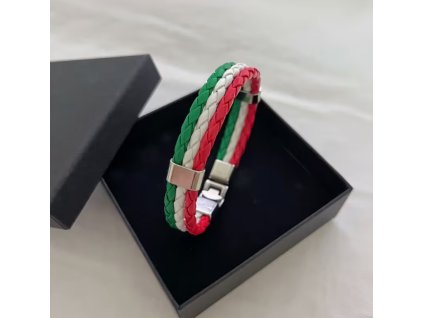 Magyar nemzeti karkötő – fonott stílus, fém csat