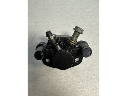 Brzda-třmen hydraulický, vhodný na dětskou čtyřkolku-levý přední