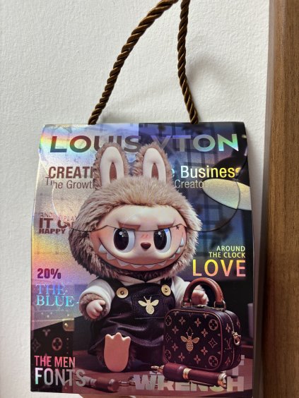 Labubu kabelka s překvapením