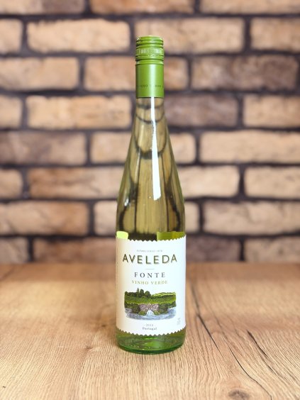 aveleda fonte vinho verde white