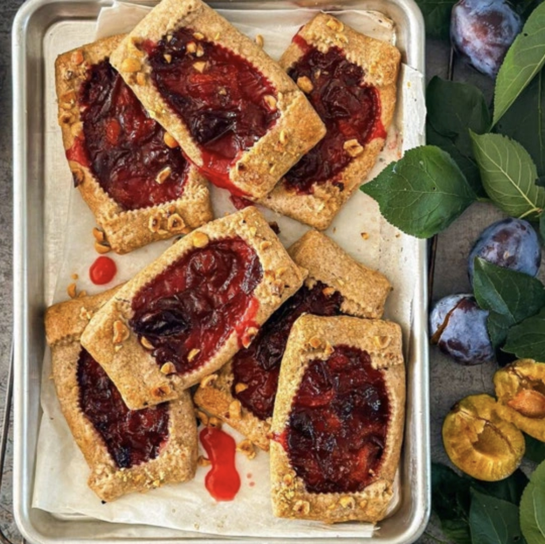 Psaníčka se švestkami a lískovými ořechy