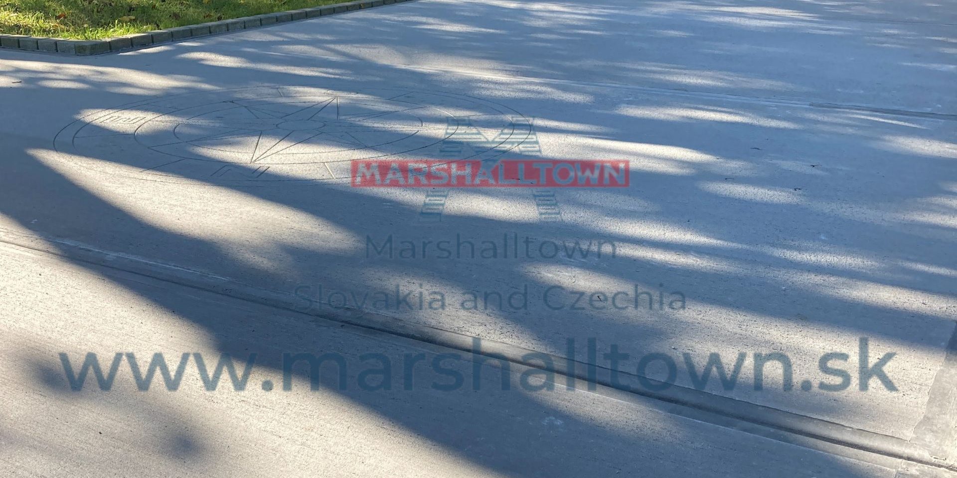 Odstavná a parkovacia betónová plocha Iľanovo Metličkový betón 45m2 Raznica pečiatka na betón