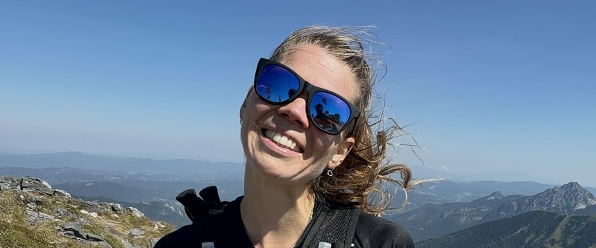 Martina Oroszová při běhu v horách