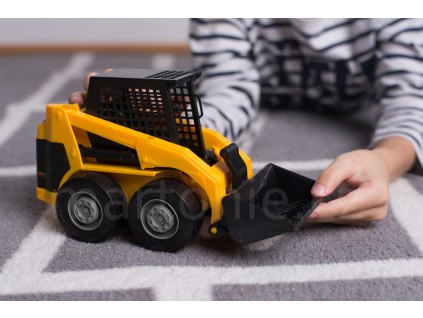 weFIC 2226