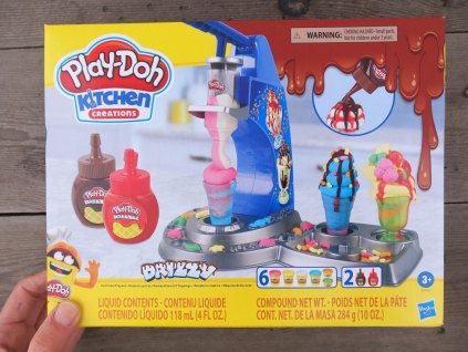 Play-doh zmrzlinová sada s polevou + 6 kelímků