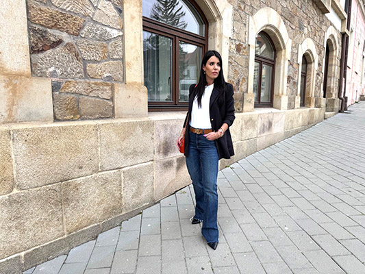 neformalni-outfit-do-prace