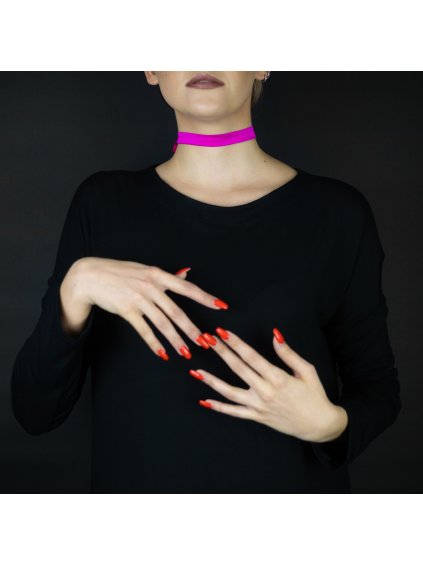 Choker náhrdelník z pravého hedvábí