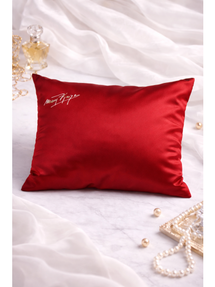 hedvábný polštář pod obličej