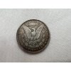 Nápis „E Pluribus Unum“ na okultní minci