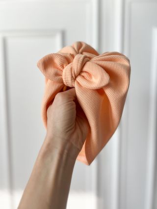 ✨Něco výjímečného se chystá✨ Nová kolekce, nové barvičky, nejkvalitnější materiály, česká výroba 🙏 LIMITKA v pondělí 9.3....