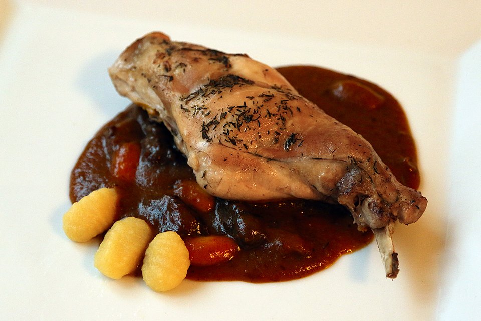 Králík v černé omáčce - vánoční inspirace