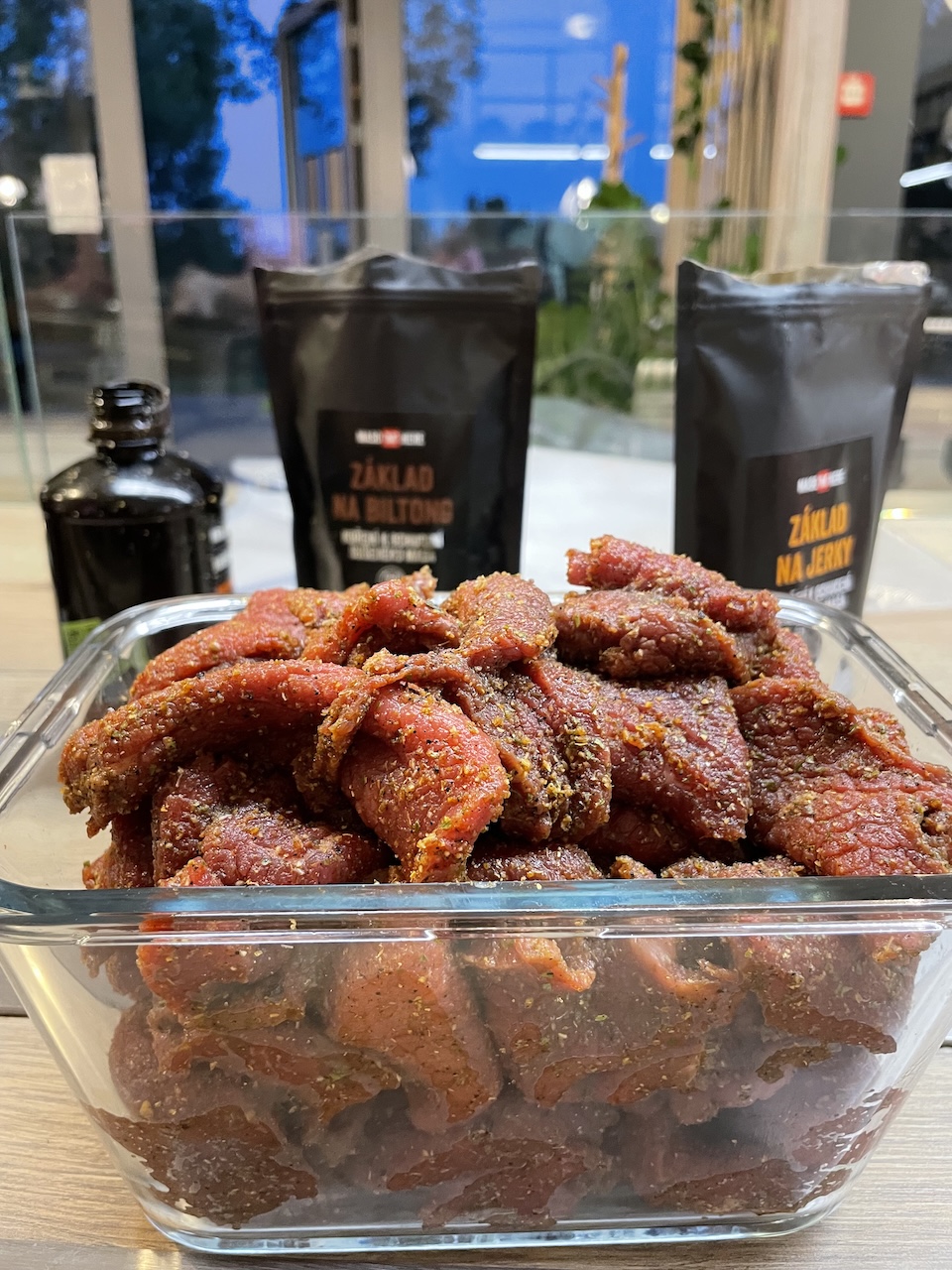 Kurzy sušení masa - jak na domácí jerky a biltong prakticky na praktickém kurzu