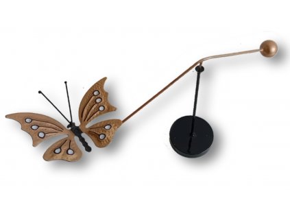 MOTÝĽ dekoračná hračka na zdobenie záhradného pozemku