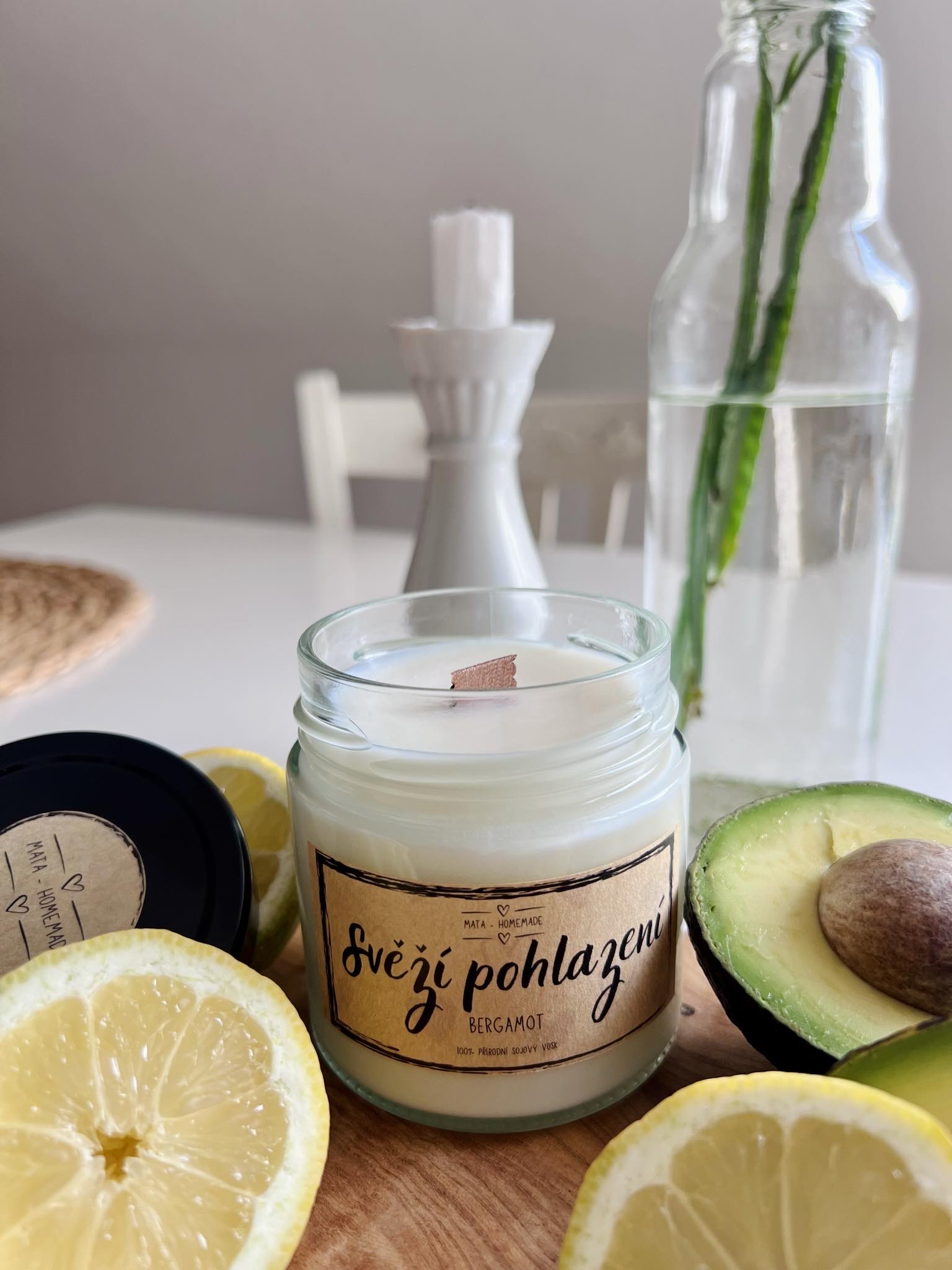 SOJOVÁ SVÍČKA - SVĚŽÍ POHLAZENÍ