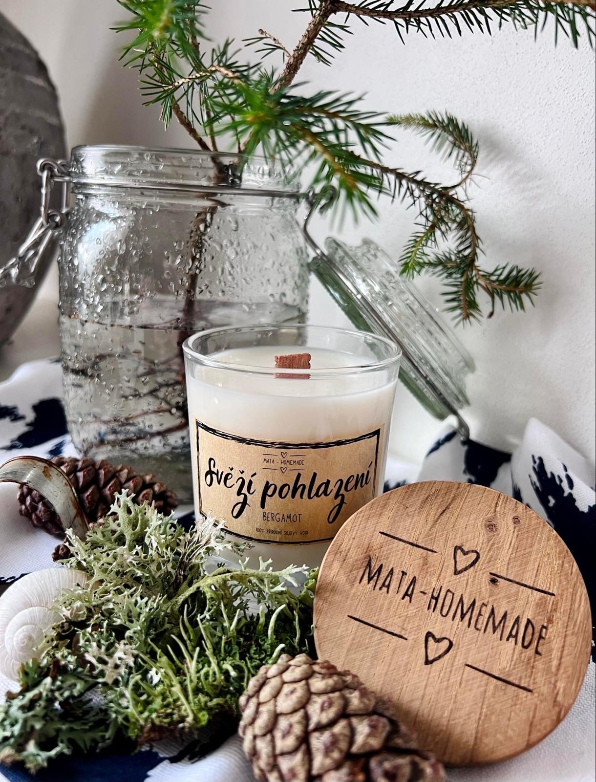SOJOVÁ SVÍČKA - SVĚŽÍ POHLAZENÍ - DŘEVĚNÉ VÍČKO