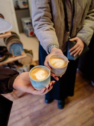 Vítání jara v ateliéru 🌿 Byl to den plný setkávání, tvoření a krásné energie. Dorazilo vás opravdu hodně, ateliér byl celý...