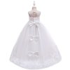 Dětské společenské šaty pro přijímání s vlečkou (Barva Bílá, Veľkosť 140 Veľkosť)