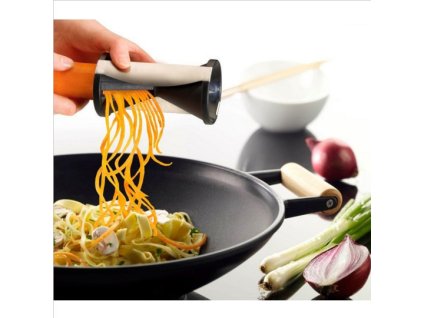 76 špiralový krajec na zeleninu i