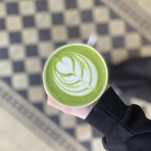 Hot matcha latté