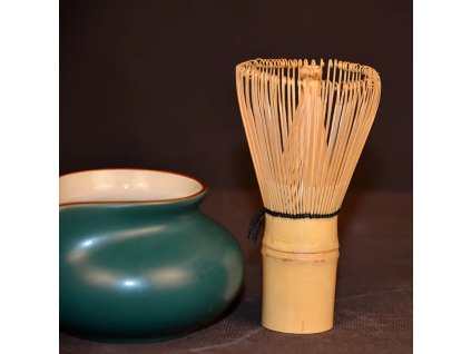 bambusova matcha metlicka original 3